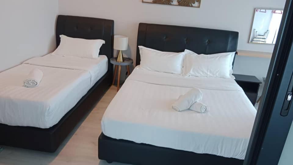 Seaview Luxury Condo Homestay 2Bed 2Bath Jesselton Quay By R2 Residence Kota Kinabalu Exterior photo